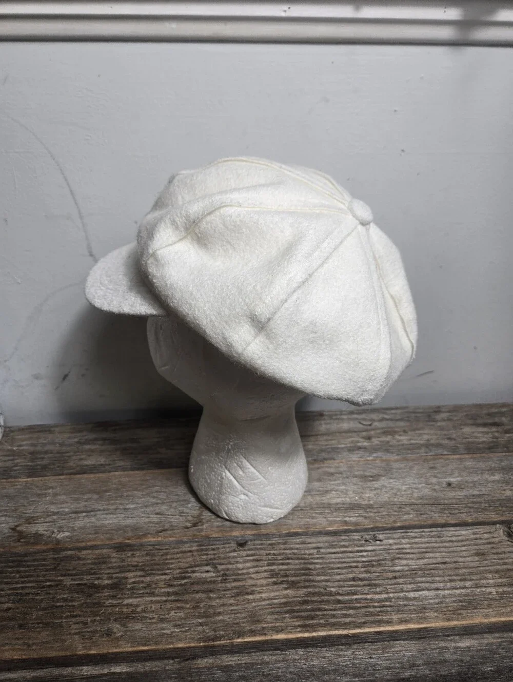 Nine West Ivory Quilted Lined Newsboy Hat Cap